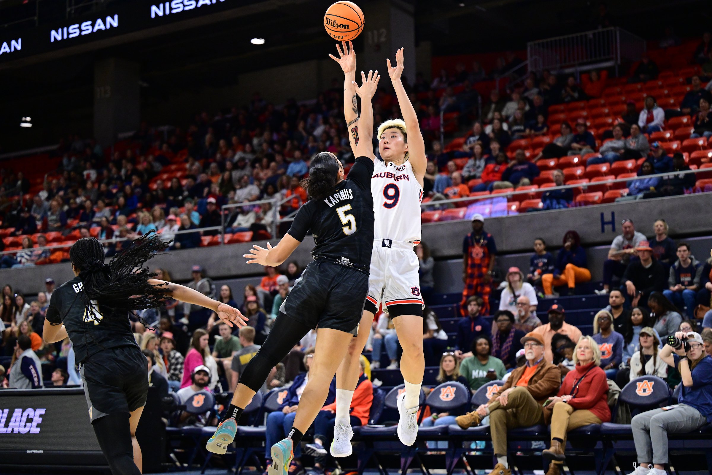 征戰(zhàn)NCAA！鄧雨婷：不太喜歡被稱為“李夢接班人” 未來想進WNBA